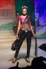 Model walk the ramp for Le Mark Institute fashion show in Mumbai on 27th May 2012 (77).JPG